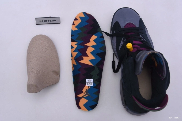 Jordan Bordeaux CT8529-063 Air 6 0214